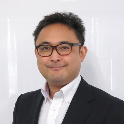 濱川　智